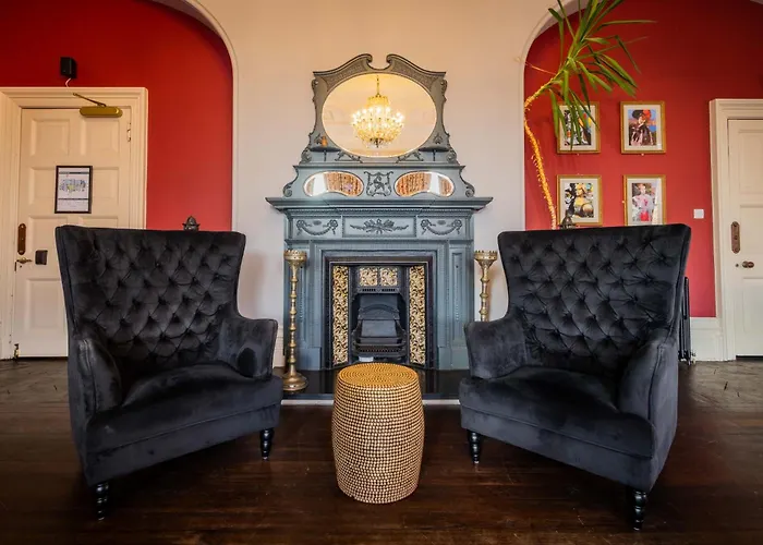 Palmers Lodge Swiss Cottage London